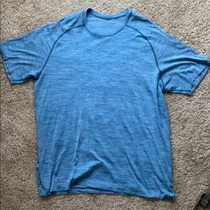 mens lululemon athletic top